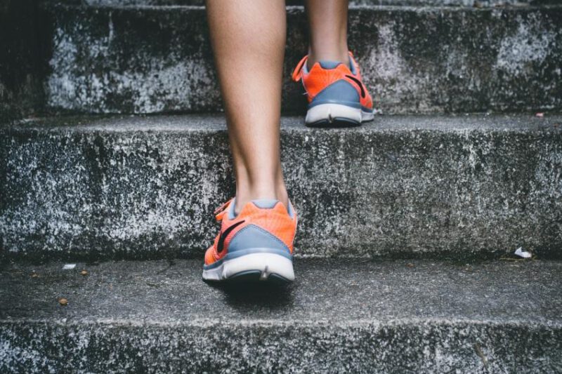 Aufwärmen – Einfache Übungen für dein Walking Training