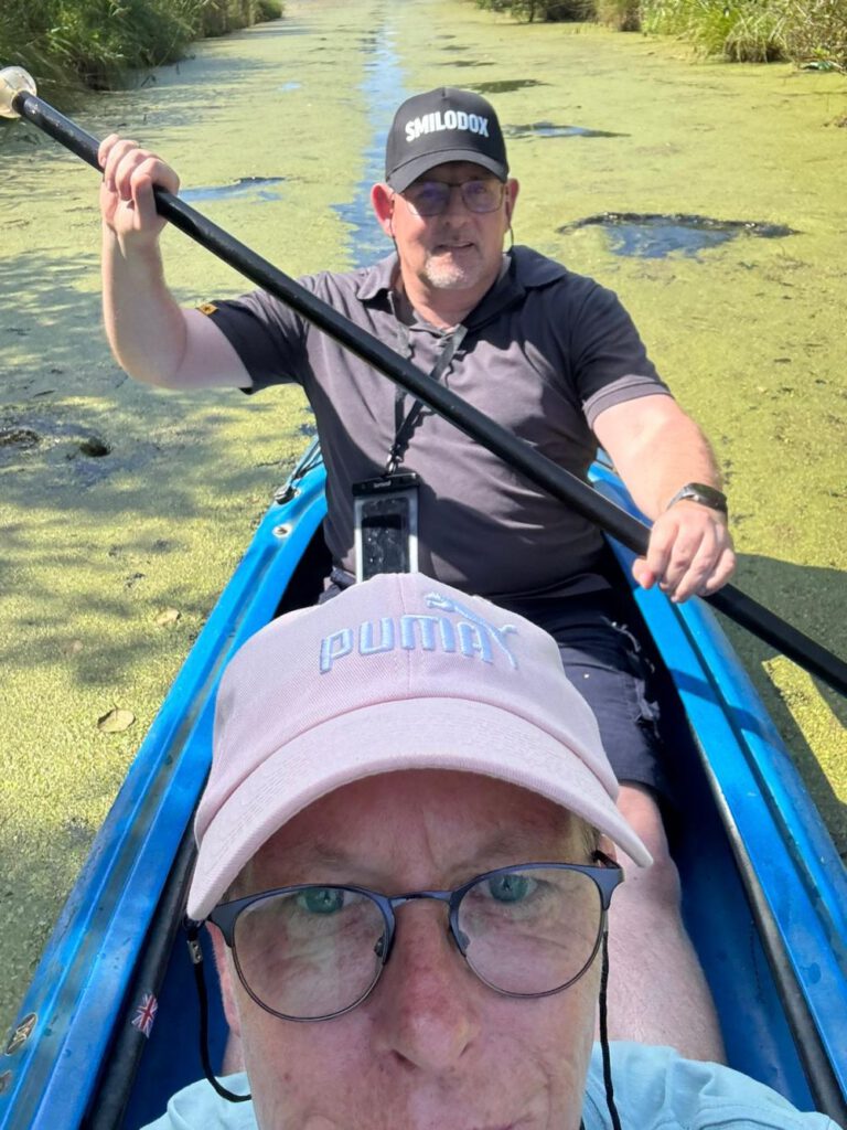 Kajakauf-dem-Neuengammer-Durchstich-768x1024